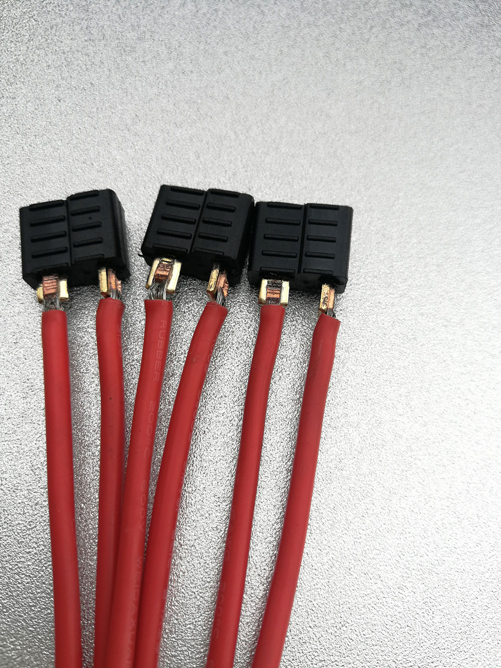 铜与镀金端子焊接